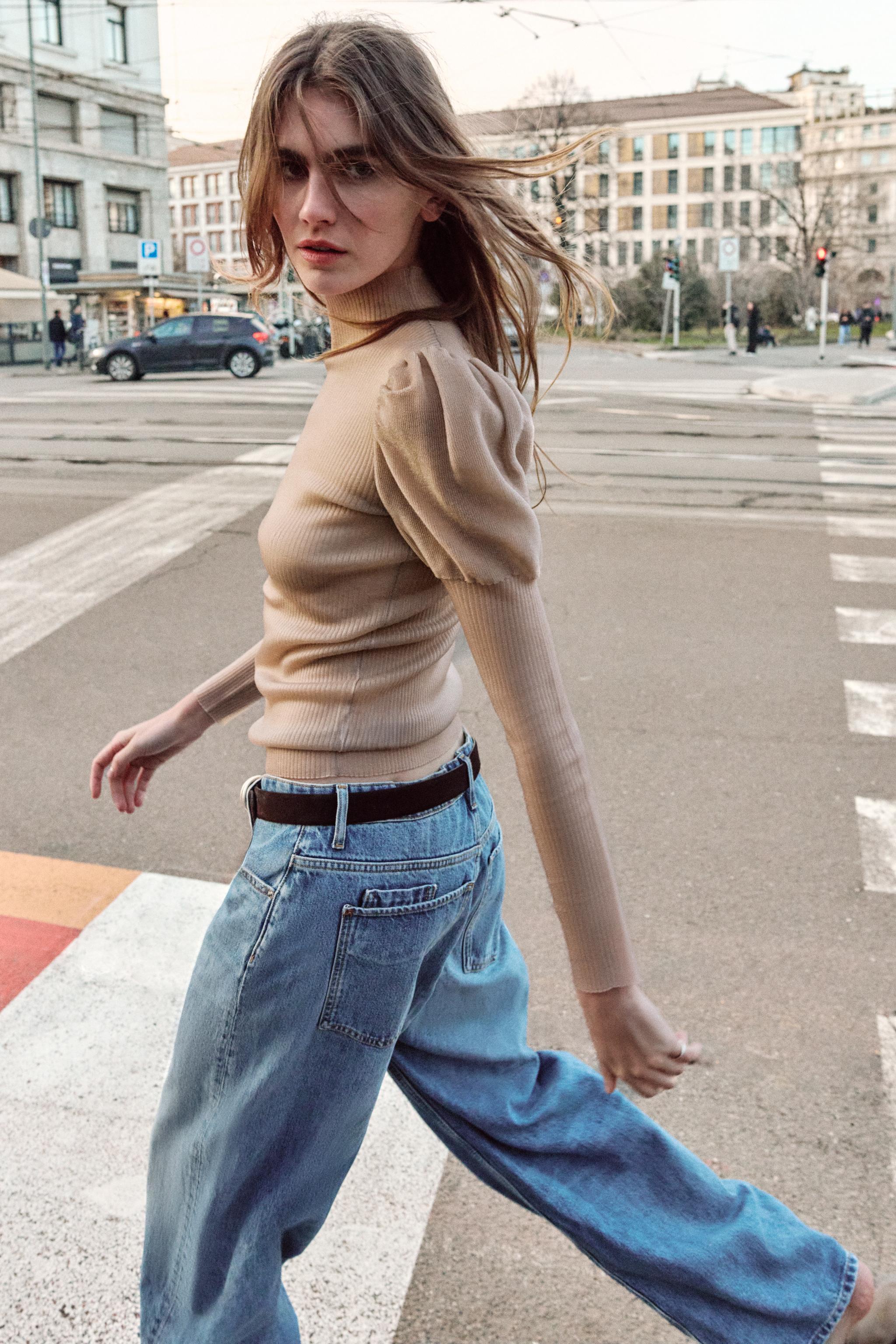 SHEER PUFF SLEEVE KNIT TOP